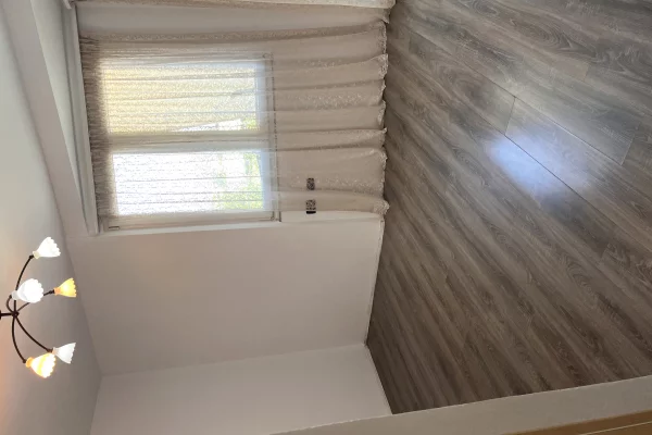 Shtepi ne shitje Apartament ne Tirane, 2+1, Mobilimi Pjeserisht e mobiluar, Pagesa 195,000  Euro.
