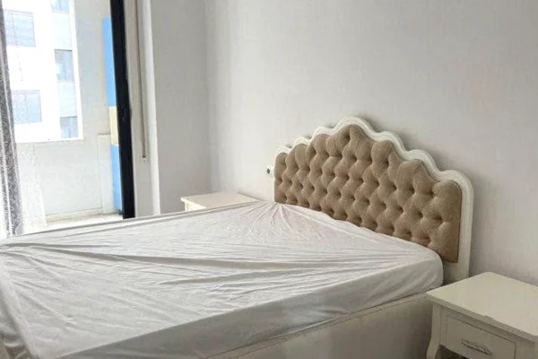 Shtepi me qera Apartament ne Tirane, 2+1, Mobilimi E mobiluar, Pagesa 50,000  Leke.