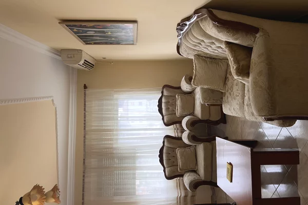 Shtepi me qera Apartament ne Tirane, 2+1, Mobilimi E mobiluar, Pagesa 50,000  Leke.