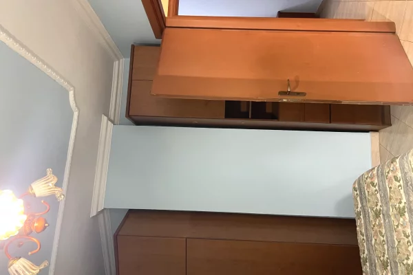 Shtepi me qera Apartament ne Tirane, 2+1, Mobilimi E mobiluar, Pagesa 50,000  Leke.