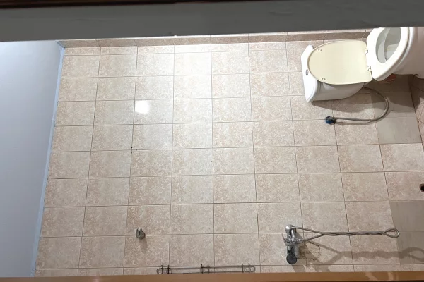 Shtepi me qera Apartament ne Tirane, 2+1, Mobilimi E mobiluar, Pagesa 50,000  Leke.