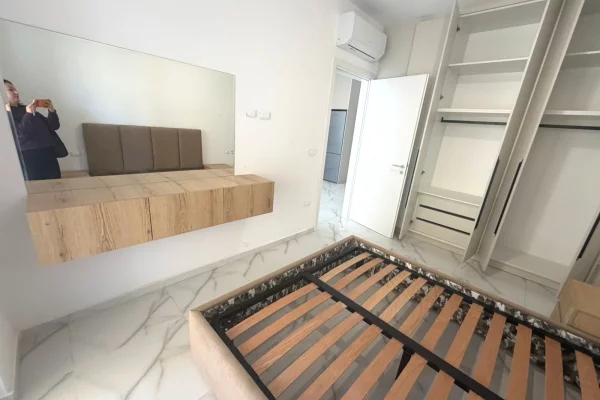 Shtepi me qera Apartament ne Tirane, 2+1, Mobilimi E mobiluar, Pagesa 60,000  Leke.