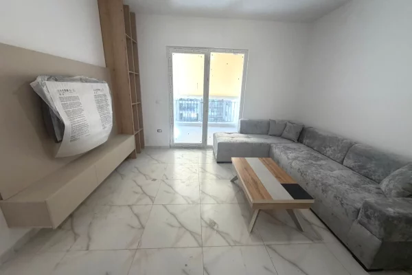 🏡 Apartament 2+1+1 me Qira te Kompleksi Aura ✨