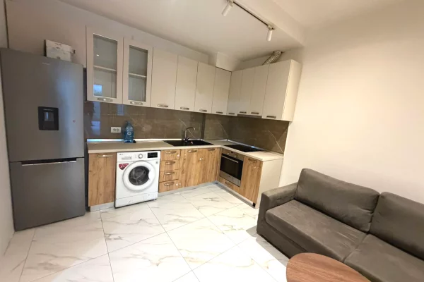 Shtepi me qera Apartament ne Tirane, 1+1, Mobilimi E mobiluar, Pagesa 45,000  Leke.