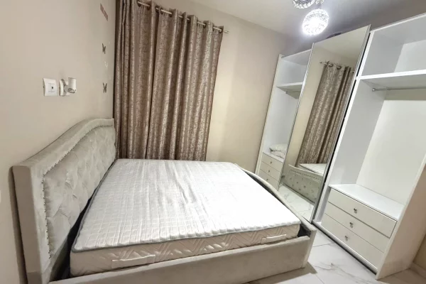 Shtepi me qera Apartament ne Tirane, 1+1, Mobilimi E mobiluar, Pagesa 45,000  Leke.