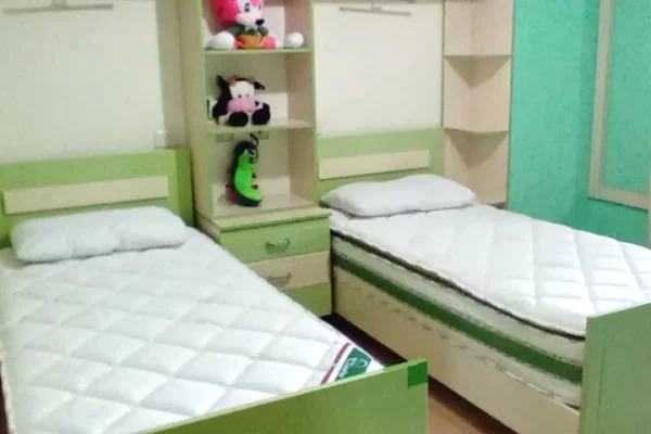 Shtepi me qera Apartament ne Tirane, 2+1, Mobilimi E mobiluar, Pagesa 60,000  Leke.