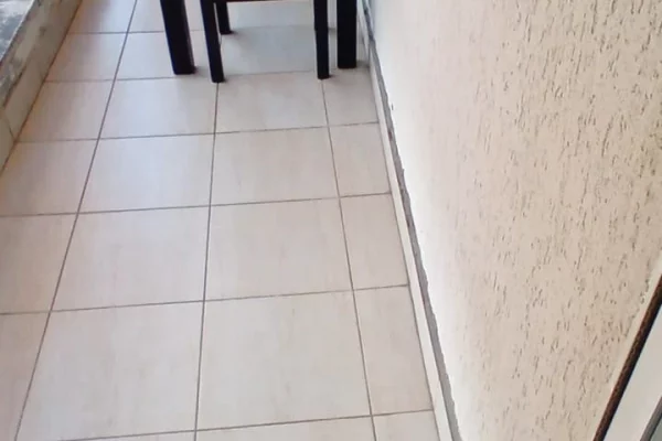 Shtepi me qera Apartament ne Tirane, 1+1, Mobilimi E mobiluar, Pagesa 650  Euro.