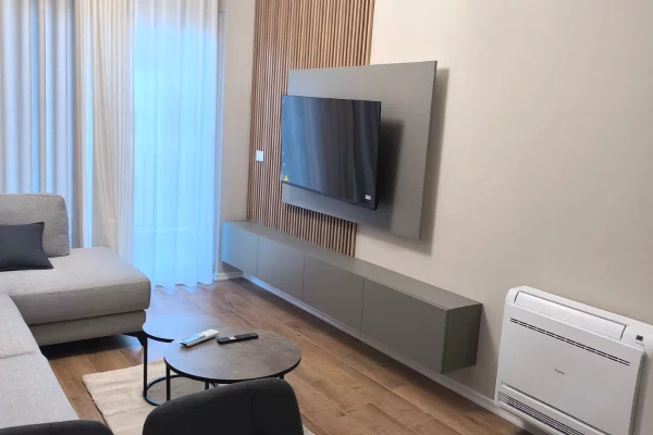 Shtepi me qera Apartament ne Tirane, 1+1, Mobilimi E mobiluar, Pagesa 600  Euro.