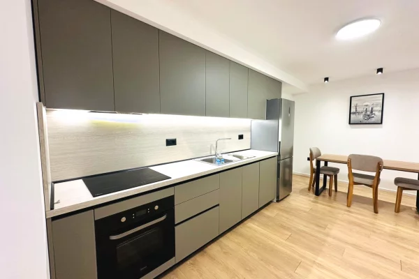 Shtepi me qera Apartament ne Tirane, 1+1, Mobilimi E mobiluar, Pagesa 50,000  Leke.