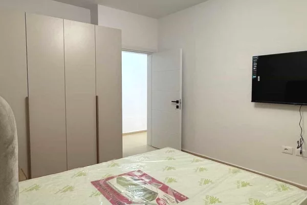 Shtepi me qera Apartament ne Tirane, 2+1, Mobilimi E mobiluar, Pagesa 70,000  Leke.