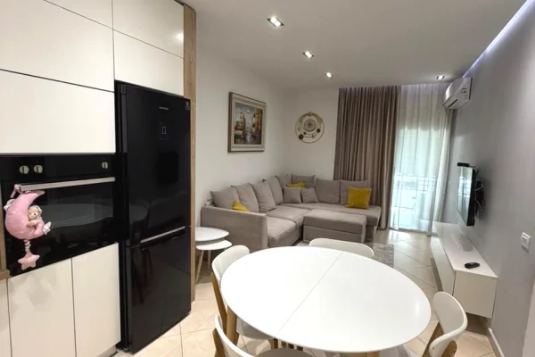 Jepet me qira 1+1 Amerikan 3 Golden Park 500€