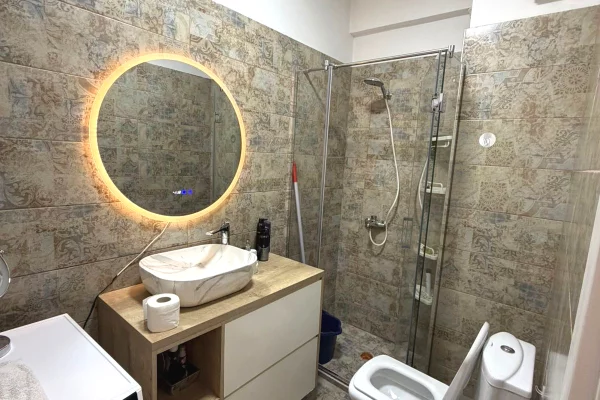 Shtepi me qera Apartament ne Tirane, 1+1, Mobilimi E mobiluar, Pagesa 500  Euro.