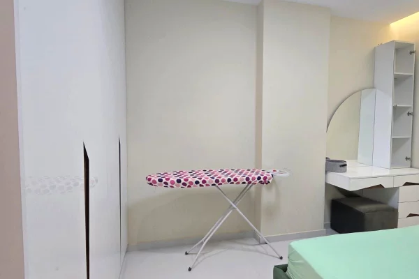 Shtepi me qera Apartament ne Tirane, 1+1, Mobilimi E mobiluar, Pagesa 40,000  Leke.
