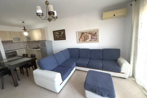 Shtepi me qera 1+1 ne Tirane - 400 Euro
