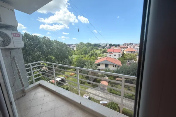 Shtepi me qera Apartament ne Tirane, 1+1, Mobilimi E mobiluar, Pagesa 400  Euro.