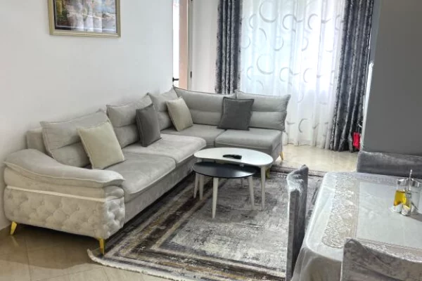🏡 Apartament 2+1 me Qira në Astir ✨