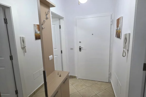 Shtepi me qera Apartament ne Tirane, 1+1, Mobilimi E mobiluar, Pagesa 650  Euro.