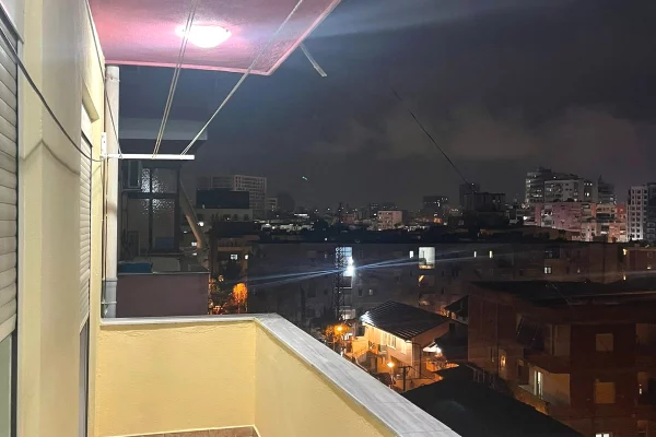 Shtepi me qera Apartament ne Tirane, 1+1, Mobilimi E mobiluar, Pagesa 50,000  Leke.