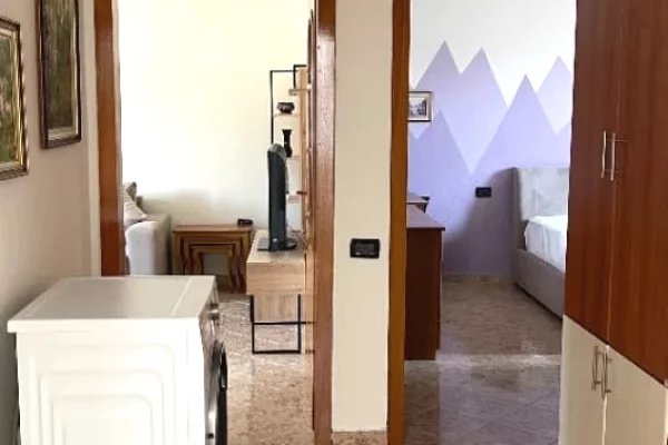Shtepi me qera Apartament ne Tirane, 1+1, Mobilimi E mobiluar, Pagesa 43,000  Leke.