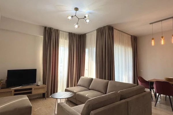 Shtepi me qera Apartament ne Tirane, 2+1, Mobilimi E mobiluar, Pagesa 1,500  Euro.