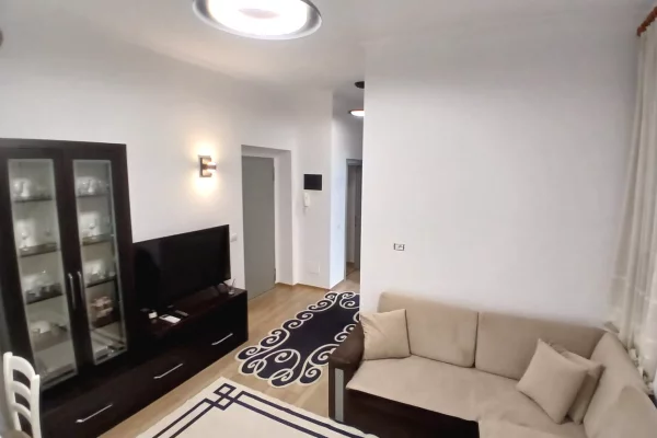 Shtepi me qera Apartament ne Tirane, 2+1, Mobilimi E mobiluar, Pagesa 60,000  Leke.