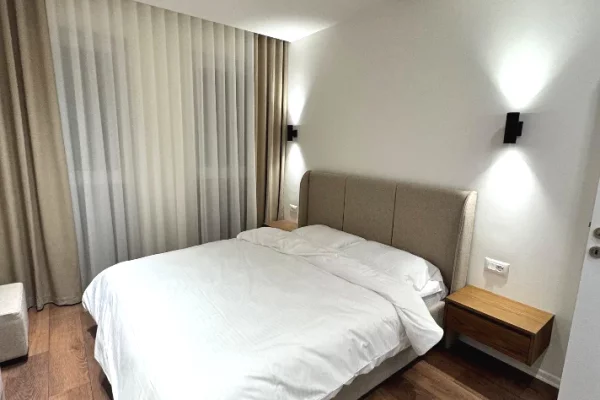 Shtepi me qera Apartament ne Tirane, 2+1, Mobilimi E mobiluar, Pagesa 780  Euro.