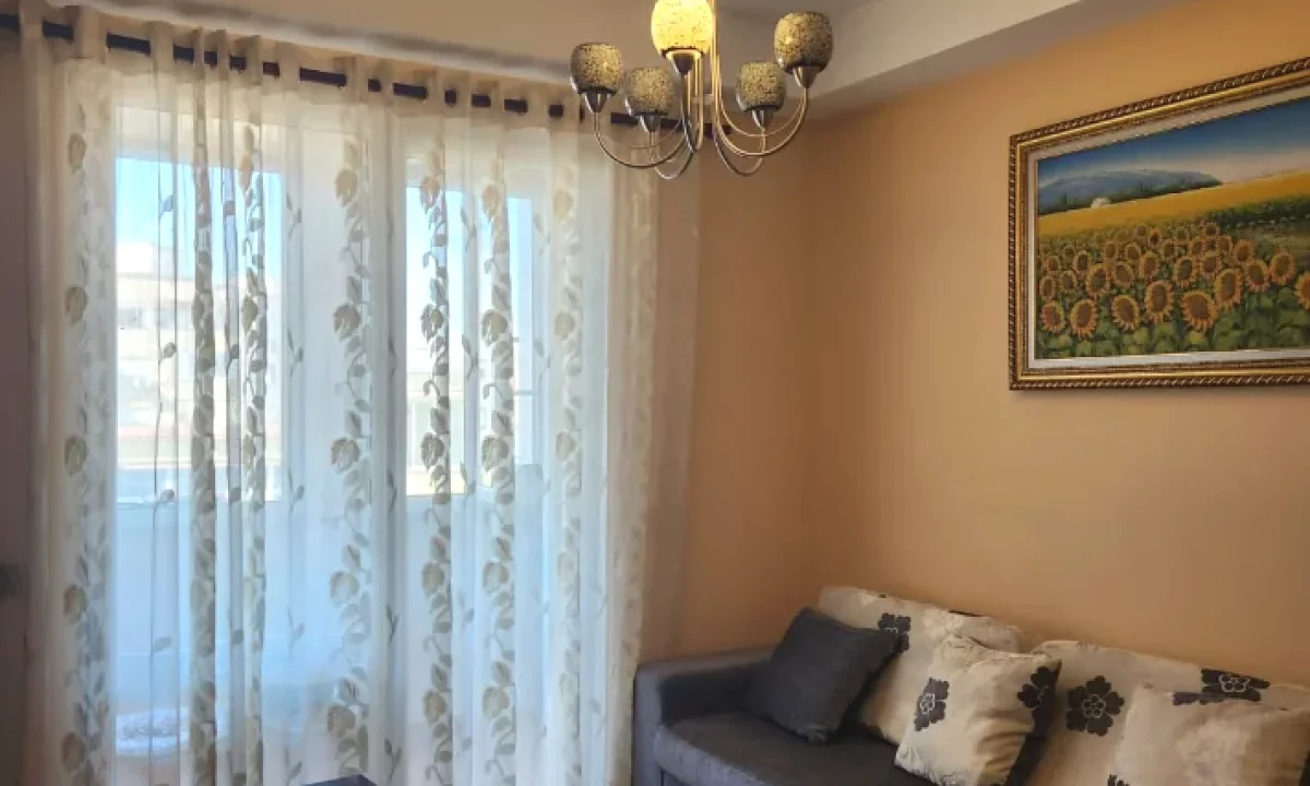 Shtepi me qera Apartament ne Tirane, 1+1, Mobilimi E mobiluar, Pagesa 36,000  Leke.
