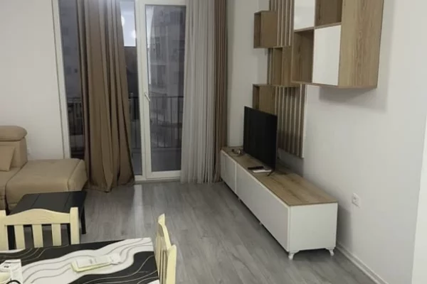 Jepet me qira 2+1+2 GRAND GALLERY YZBERISHT 600 mije leke