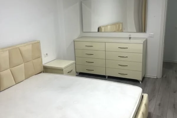 Shtepi me qera Apartament ne Tirane, 2+1, Mobilimi E mobiluar, Pagesa 60,000  Leke.