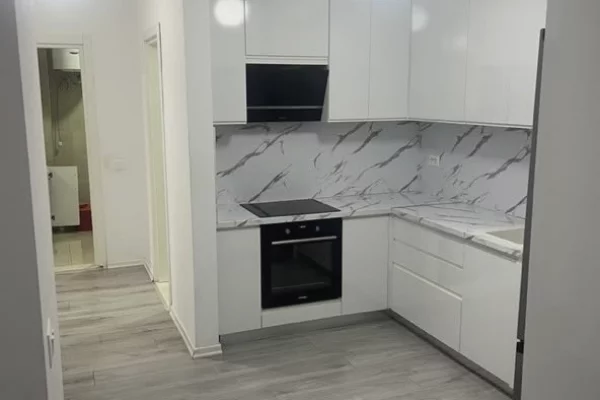 Shtepi me qera Apartament ne Tirane, 2+1, Mobilimi E mobiluar, Pagesa 60,000  Leke.