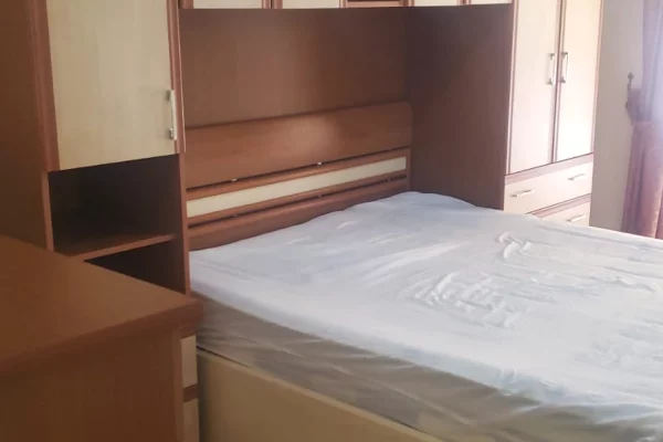 Shtepi me qera Apartament ne Tirane, 1+1, Mobilimi E mobiluar, Pagesa 45,000  Leke.