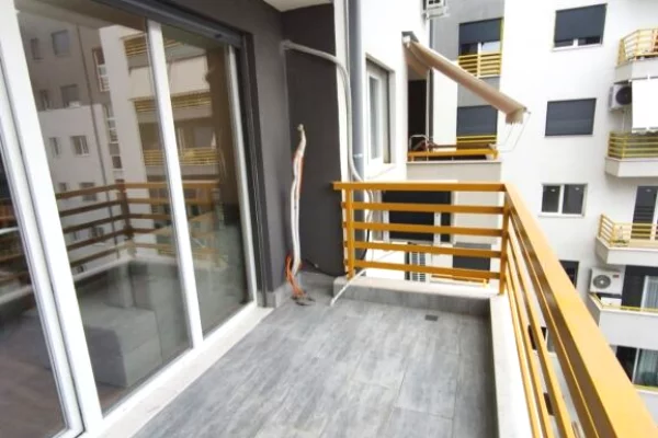 Shtepi me qera Apartament ne Tirane, 1+1, Mobilimi E mobiluar, Pagesa 50,000  Leke.