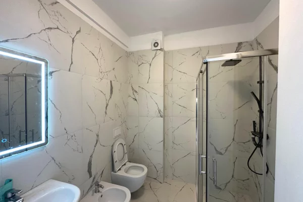 Shtepi me qera 1+1 ne Tirane - 450 Euro