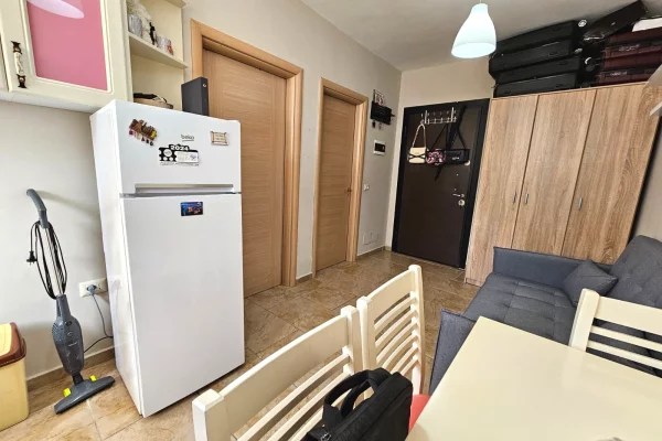 Shtepi me qera Apartament ne Tirane, 1+1, Mobilimi E mobiluar, Pagesa 40,000  Leke.