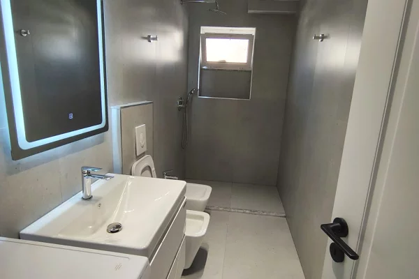 Shtepi me qera Apartament ne Tirane, 1+1, Mobilimi E mobiluar, Pagesa 500  Euro.