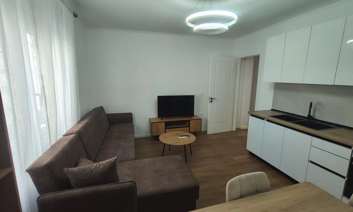 Shtepi me qera Apartament ne Tirane, 1+1, Mobilimi E mobiluar, Pagesa 500  Euro.