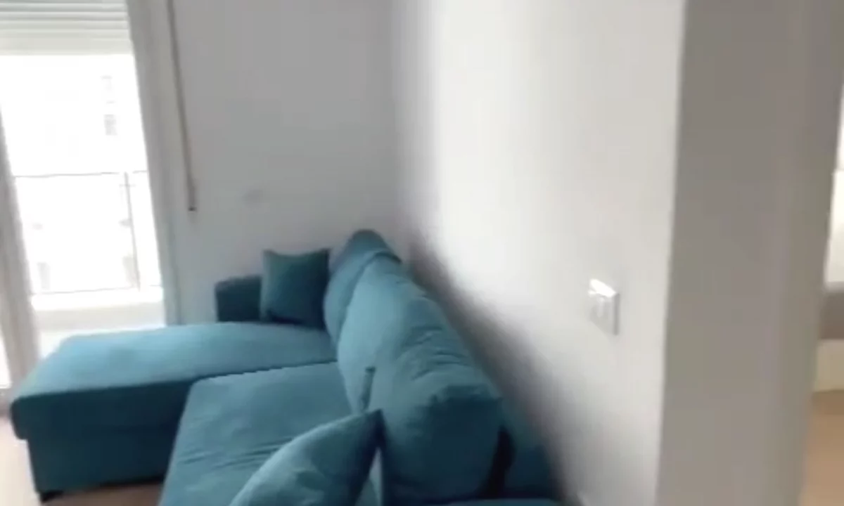 Shtepi me qera Apartament ne Tirane, 1+1, Mobilimi E mobiluar, Pagesa 400  Euro.