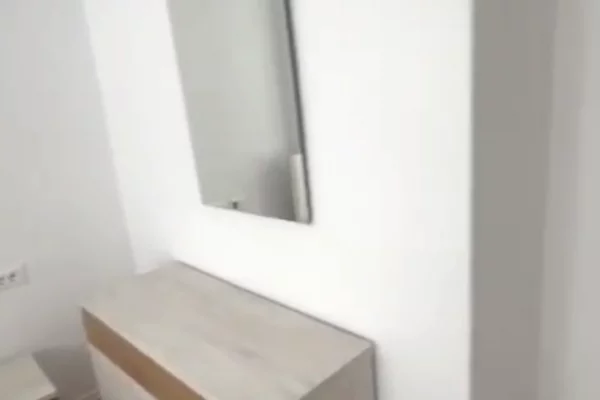 Shtepi me qera Apartament ne Tirane, 1+1, Mobilimi E mobiluar, Pagesa 400  Euro.