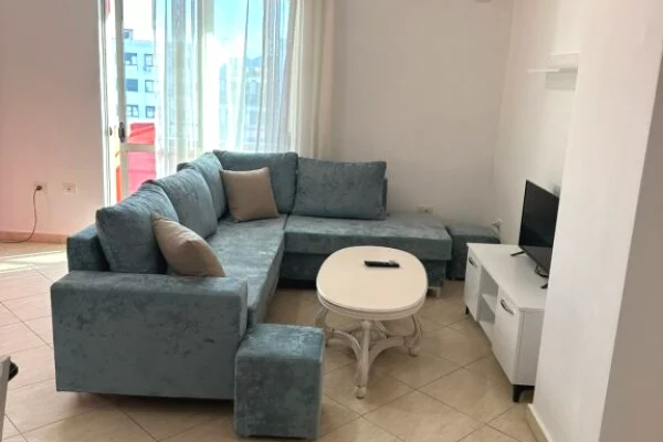 🏡 Apartament 3+1 me Qira në Astir ✨