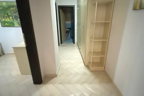 Shtepi me qera Apartament ne Tirane, 2+1, Mobilimi E mobiluar, Pagesa 55,000  Leke.