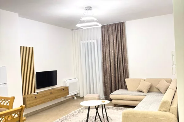 Shtepi me qera Apartament ne Tirane, 1+1, Mobilimi E mobiluar, Pagesa 45,000  Leke.