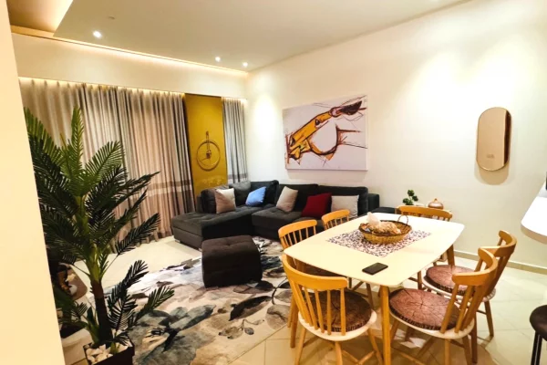 Shtepi me qera 1+1 ne Tirane - 65,000 Leke