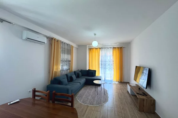 Shtepi me qera Apartament ne Tirane, 2+1, Mobilimi E mobiluar, Pagesa 50,000  Leke.