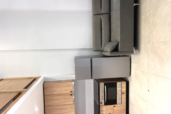 Duplex (casa a 2 piani) in affitto a Tirana 1+1, Arredato