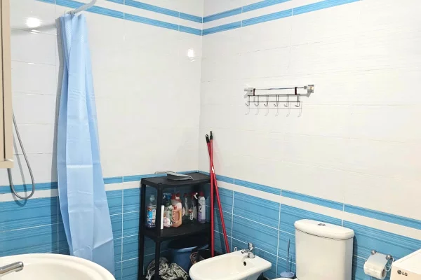 Shtepi me qera Apartament ne Tirane, 2+1, Mobilimi E mobiluar, Pagesa 550  Euro.