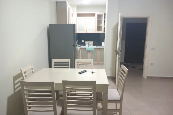 Shtepi me qera 2+1 ne Tirane - 500 Euro