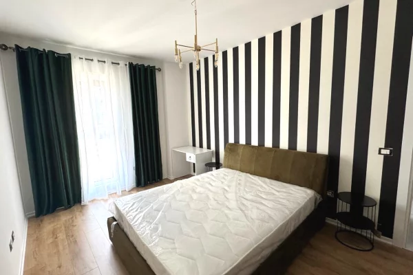 Shtepi me qera Apartament ne Tirane, 1+1, Mobilimi E mobiluar, Pagesa 58,000  Leke.