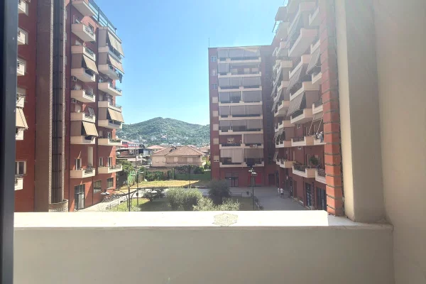 Appartamento in affitto a Tirana 1+1, Arredato