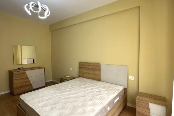 Shtepi me qera Apartament ne Tirane, 1+1, Mobilimi E mobiluar, Pagesa 50,000  Leke.