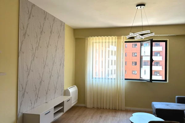 Shtepi me qera Apartament ne Tirane, 1+1, Mobilimi E mobiluar, Pagesa 50,000  Leke.